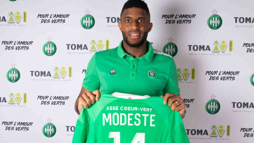 Anthony Modeste, attaquant du FC Cologne prêté à l'AS Saint-Etienne Anthony Modeste, attaquant du FC Cologne prêté à l'AS Saint-Etienne