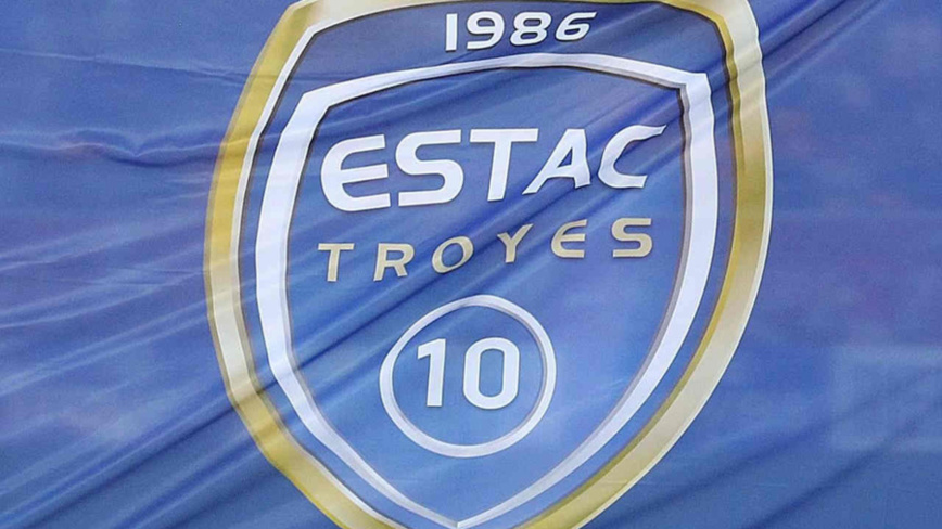 Troyes, mercato : Rafiki Saïd (Nîmes) signe à l'ESTAC ! Troyes, mercato : Rafiki Saïd (Nîmes) signe à l'ESTAC !