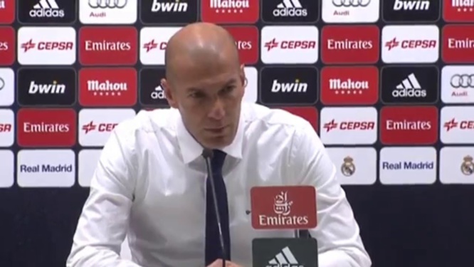 Real Madrid : un Zidane dépité qui ne regrette pas d'avoir sorti Ronaldo