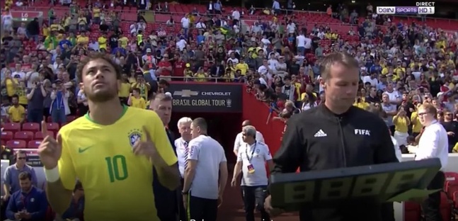 Le superbe but de Neymar lors de Brésil - Croatie 