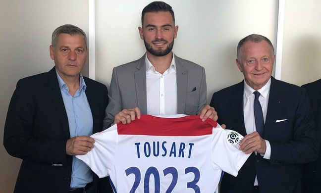 OL : Lucas Tousart prolonge jusqu'en 2023 OL : Lucas Tousart prolonge jusqu'en 2023