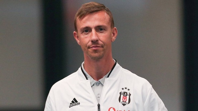 Mercato Real Madrid : Guti pour succéder à Lopetegui ? Mercato Real Madrid : Guti pour succéder à Lopetegui ?