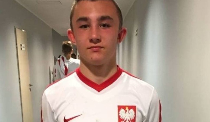 RC Lens - Mercato : un jeune attaquant polonais débarque RC Lens - Mercato : un jeune attaquant polonais débarque