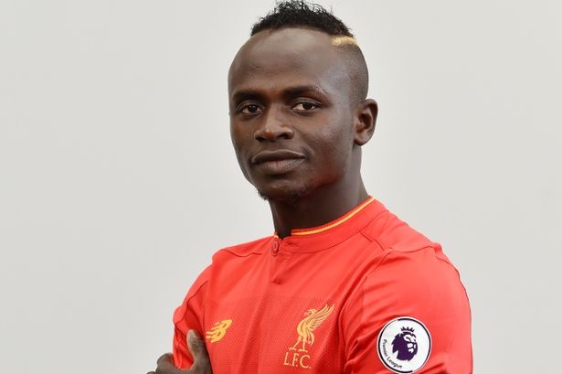 Liverpool : Sadio Mané chaud à l'idée de rejoindre le Real Madrid Liverpool : Sadio Mané chaud à l'idée de rejoindre le Real Madrid