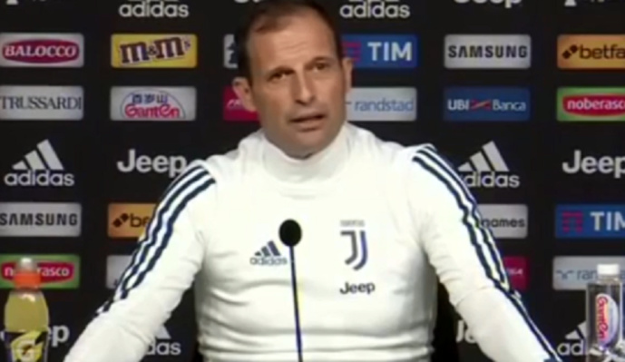 Juventus : Allegri annonce qu'il reste