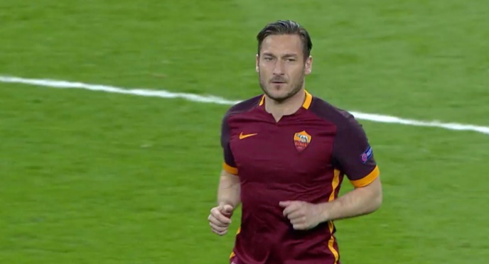 Le ras le bol de Totti qui claque la porte de l'AS Rome Le ras le bol de Totti qui claque la porte de l'AS Rome