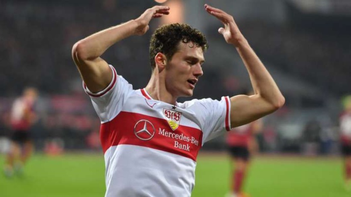 Bayern Munich : Lizarazu sceptique pour Pavard