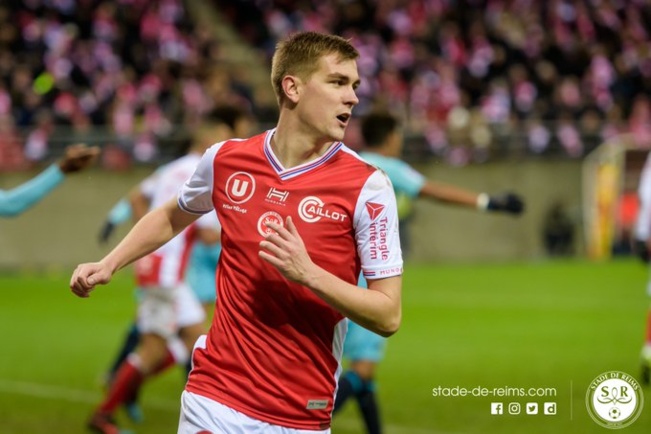 Stade de Reims : Björn Engels rejoint Aston Villa Stade de Reims : Björn Engels rejoint Aston Villa