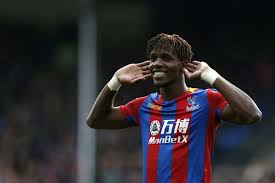 Crystal Palace : énorme offre d'Everton pour Wilfried Zaha Crystal Palace : énorme offre d'Everton pour Wilfried Zaha