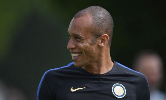 João Miranda quitte l'Inter Milan pour le Jiangsu Suning. João Miranda quitte l'Inter Milan pour le Jiangsu Suning.