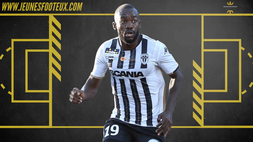 Stéphane Bahoken, attaquant camerounais du SCO d'Angers serait convoité en Premier League