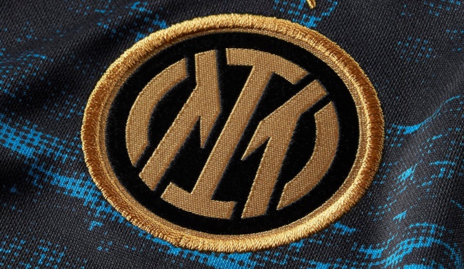 Le nouveau maillot pré-match 2021-2022 de l'Inter Milan