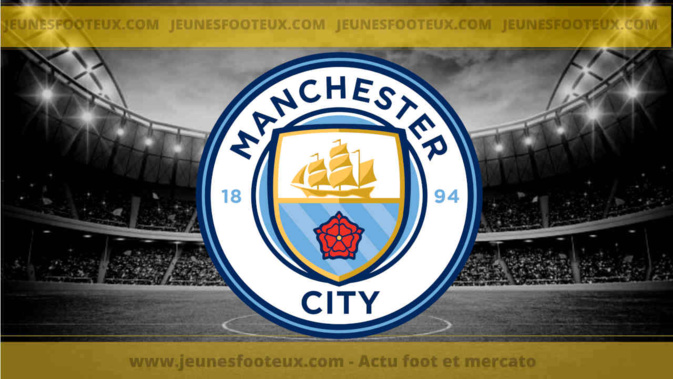 Le nouveau maillot extérieur 2021-2022 de Manchester City
