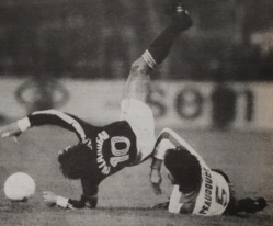 Début de saison 82-83 compliqué pour le LOSC et son entraîneur Début de saison 82-83 compliqué pour le LOSC et son entraîneur