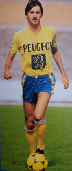 Passé par l'OM, l'ASSE, l'AS Monaco et Sochaux, j'ai 27 sélections en Bleus. Qui suis-je ? Passé par l'OM, l'ASSE, l'AS Monaco et Sochaux, j'ai 27 sélections en Bleus. Qui suis-je ?