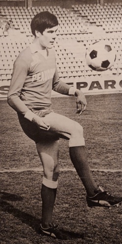 Ce vrai ch'ti va faire toute sa carrière à Lille, puis... à Roubaix ou il retrouvera un autre ancien du LOSC ! Ce vrai ch'ti va faire toute sa carrière à Lille, puis... à Roubaix ou il retrouvera un autre ancien du LOSC !