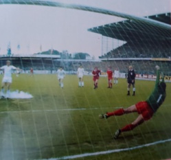 Cette équipe de Liverpool était incroyable et Anfield est magique, qui s'en souvient ? Cette équipe de Liverpool était incroyable et Anfield est magique, qui s'en souvient ?