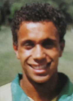 Actuellement à Brest : lancé à Amiens, il fut apprécié au FC Nantes, à l'AJ Auxerre et au LOSC ! Actuellement à Brest : lancé à Amiens, il fut apprécié au FC Nantes, à l'AJ Auxerre et au LOSC !