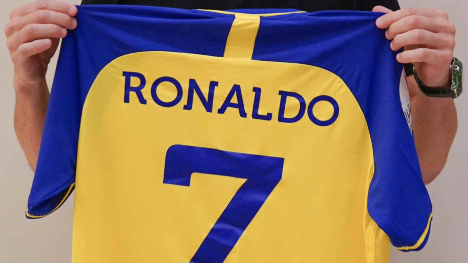 Ronaldo prend un gros chèque pour flatter la Ligue saoudienne et détruire la Ligue 1