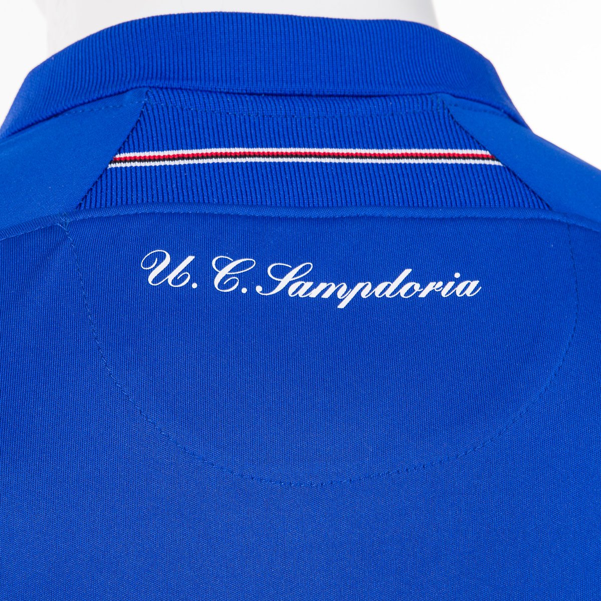 Maillot domicile de la Sampdoria, saison 2017-2018