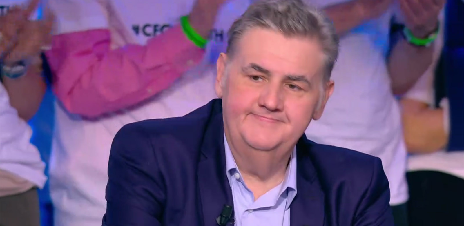 Pierre Ménès défend le PSG et dézingue L'Equipe
