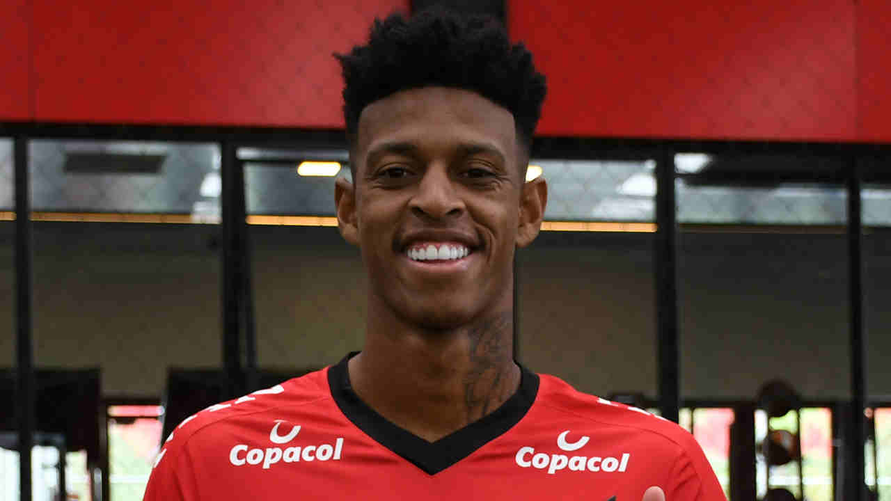 OGC Nice - Mercato : un défenseur brésilien convoité par l'OL et le LOSC en approche ?