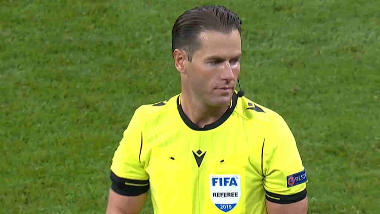 Serbie - Portugal : l'arbitre s'excuse publiquement