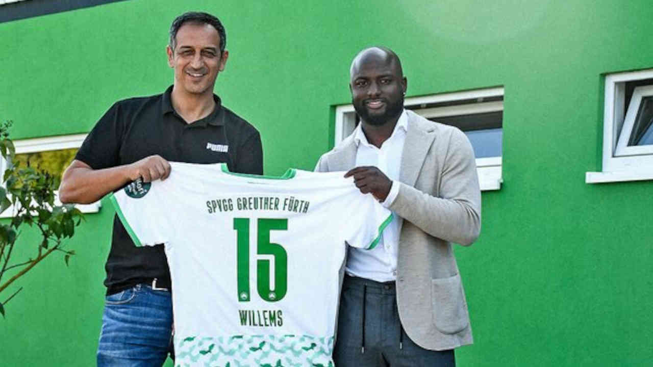 Mercato - Jetro Willems signe à Greuther Fürth en Bundesliga