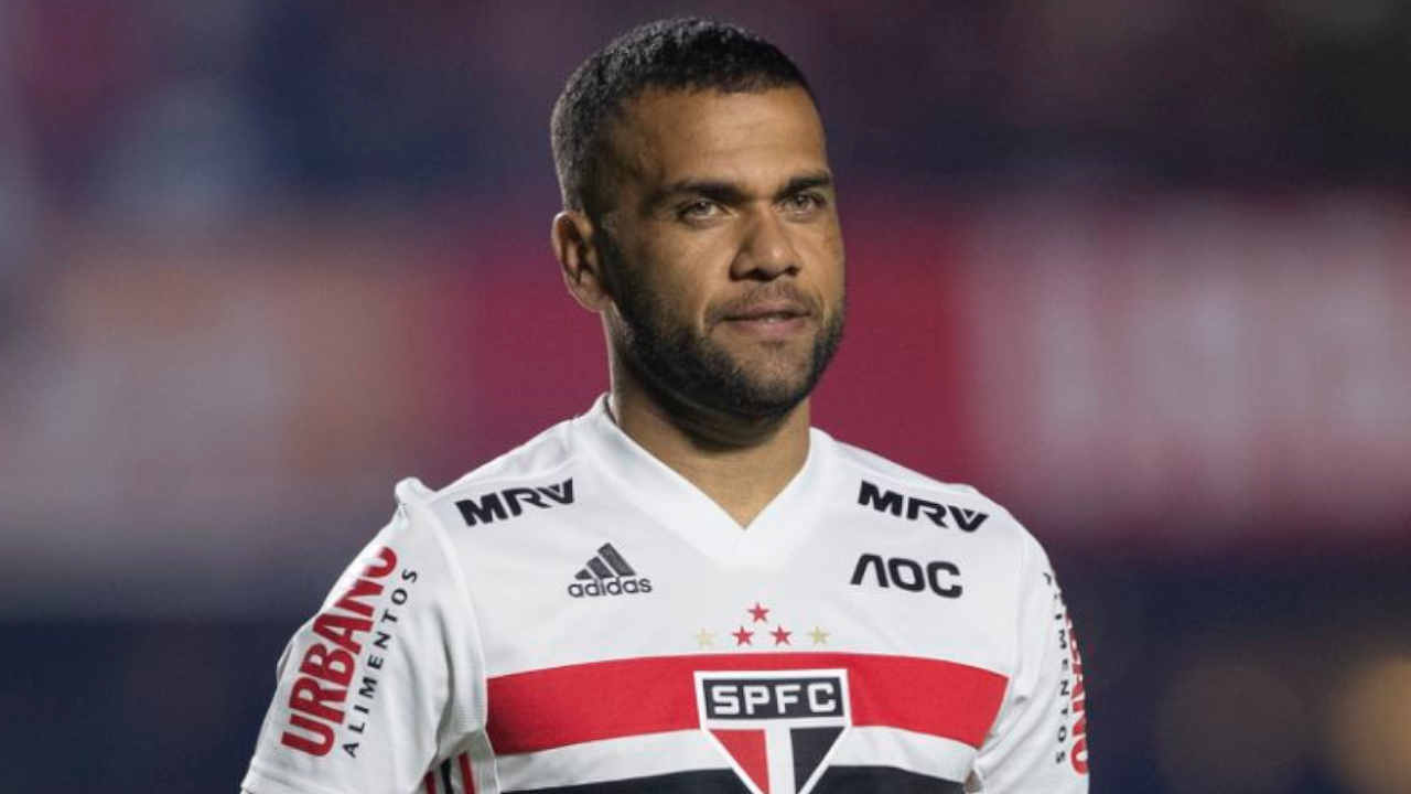 FC Barcelone : un retour de Dani Alves au Barça ?