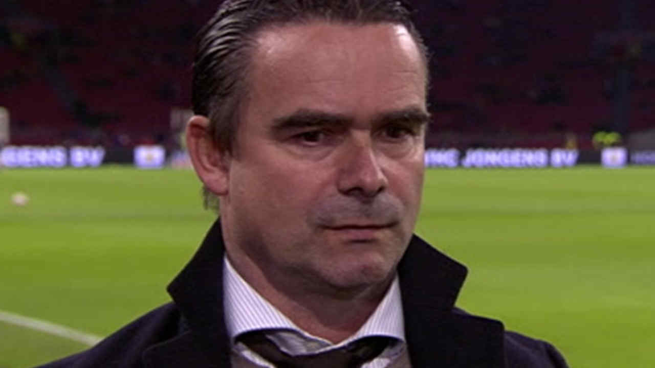 Ajax : Overmars viré pour harcèlement envers plusieurs collègues féminines