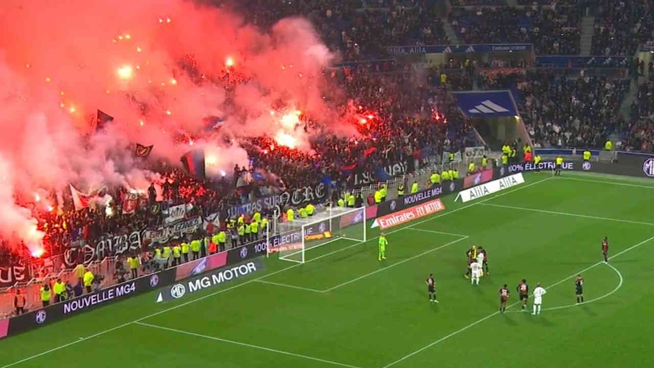 Un penalty claqué au sol validé par une VAR à l'apéro, a sauvé l'OL face à Nice 