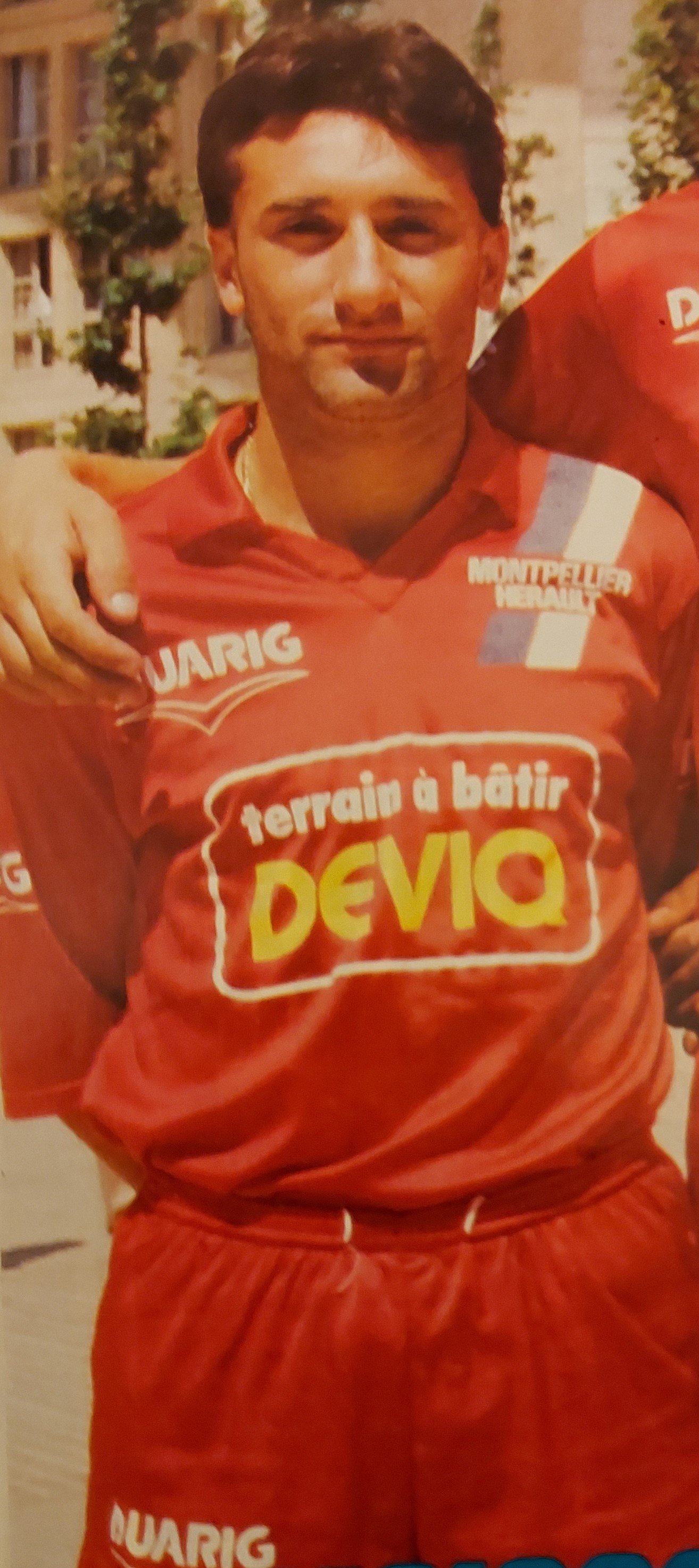 22 sélections en Equipe de France, passé par Lille et Montpellier... qui est-il ?