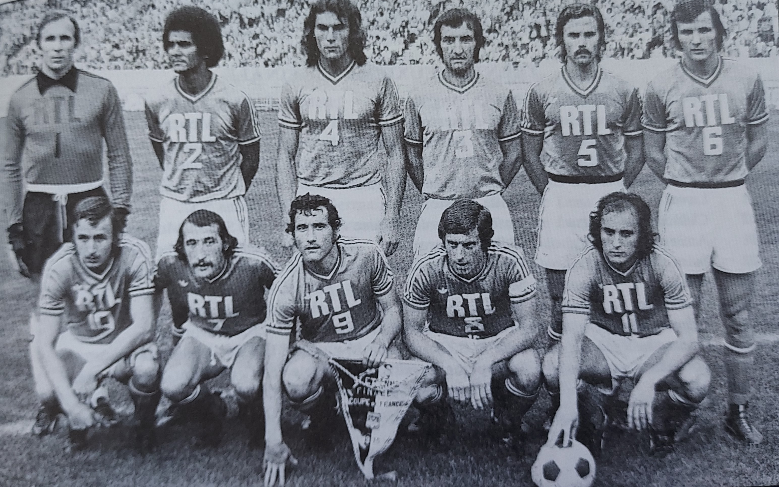 Adoré à l'ASSE, cet ancien de St Etienne et Montpellier compte 4 sélections en Equipe de France ! Adoré à l'ASSE, cet ancien de St Etienne et Montpellier compte 4 sélections en Equipe de France !