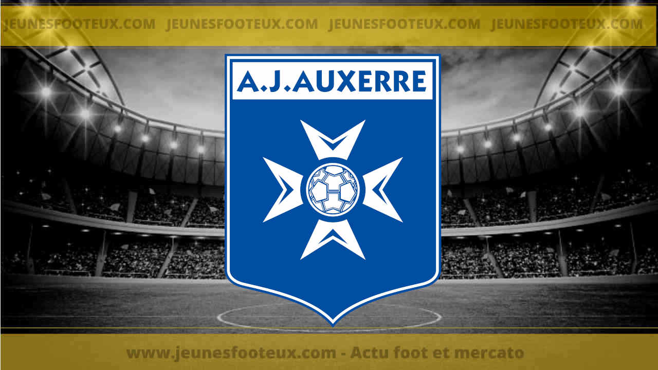 Deux joueurs de l'AJ Auxerre intéressent le Paris FC