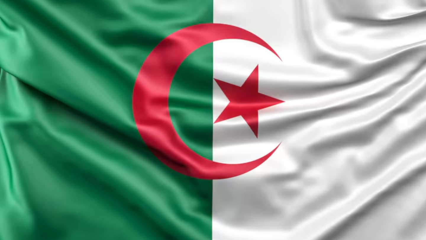 Formé à l'OM, il frappe à la porte de la sélection algérienne