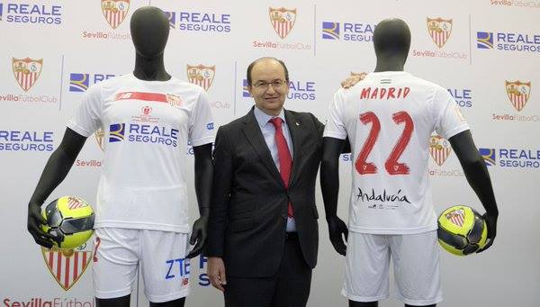 Le FC Séville dévoile son nouveau maillot !