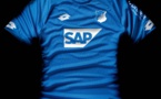 Lotto présente  le nouveau maillot domicile porté par le TSG Hoffenheim pour la saison 2018/2019.