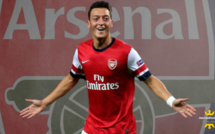 Les plus belles passes décisives de Mesut Özil en Ligue des champions