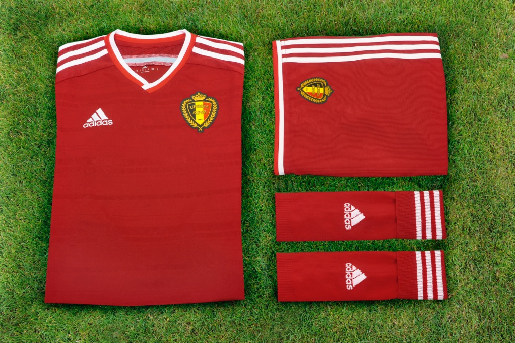 2014_Football_RBFA_HOME_Beeld_Kit_Laydown