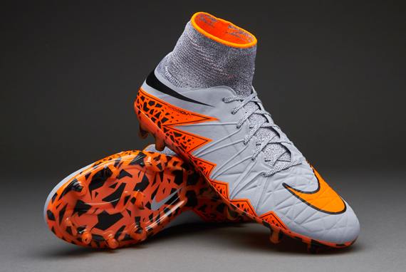 Show Shoes : Nike Hypervenom Phantom II