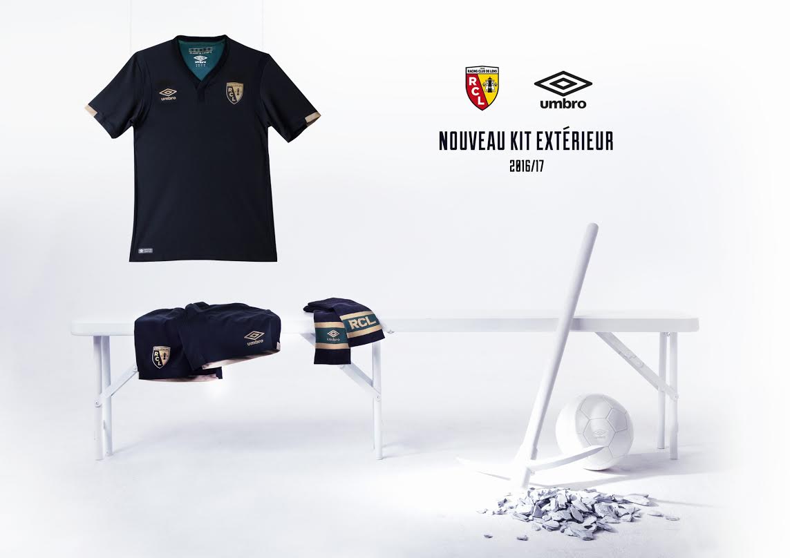 Umbro présente le nouveau maillot RC Lens Away 2016/2017