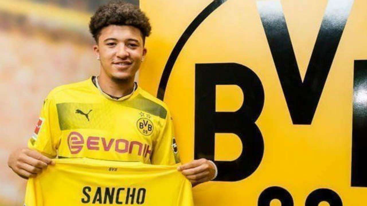 Manchester City : Guardiola glisse un tacle à Jadon Sancho