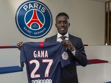 OFFICIEL - PSG : Idrissa Gueye signe au Paris Saint-Germain