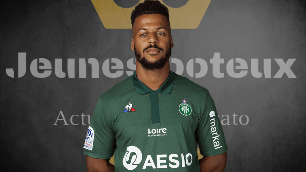 Loïs Diony attaquant de l'ASSE va rejoindre Angers