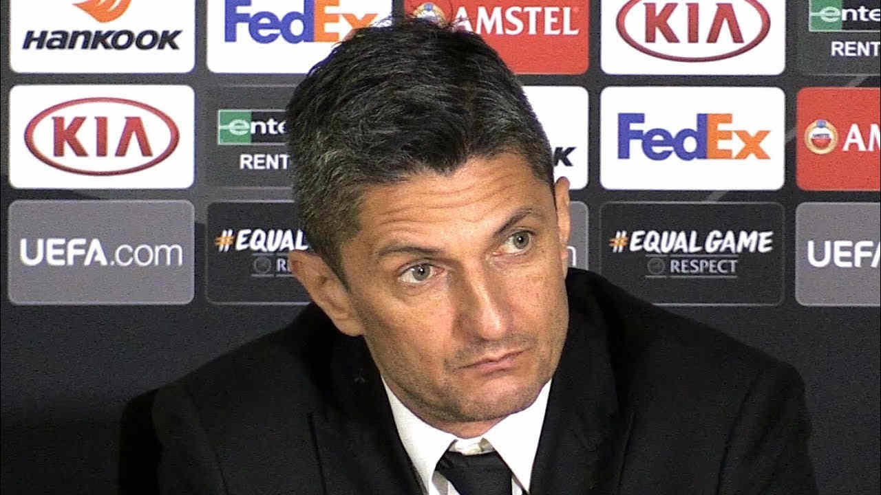 PAOK - OM : Bafé Gomis élogieux envers Razvan Lucescu, un entraîneur qui peut faire tomber Marseille