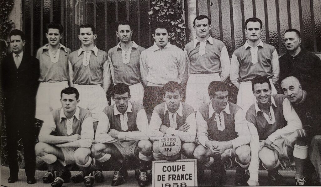 Le Stade de Reims, l'OGC Nice et surtout le PSG lui doivent beaucoup, hommage à cette légende du football !