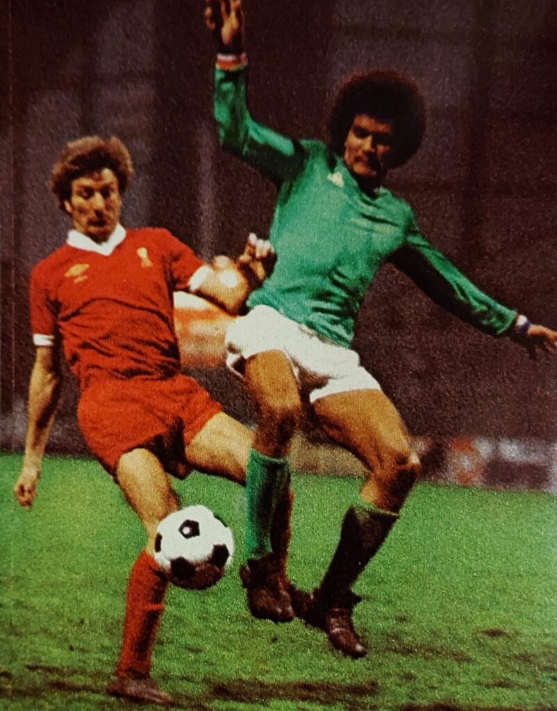 Cet ancien de l'ASSE a mis les stars du football dans sa poche !