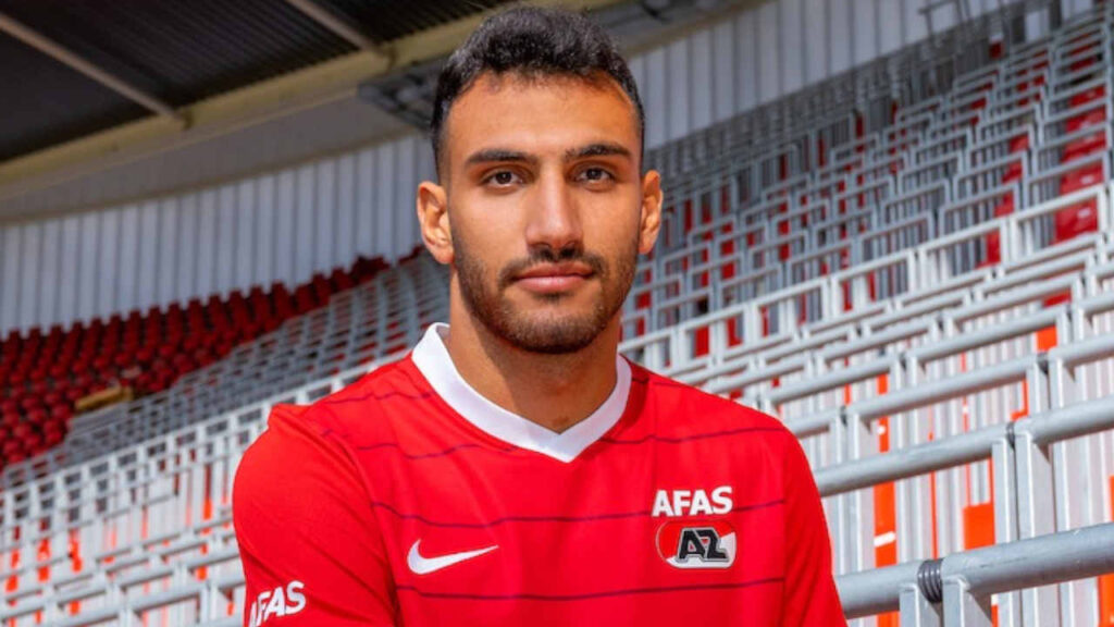 Vangelis Pavlidis (AZ Alkmaar) convoité par Aston Villa et Leeds United