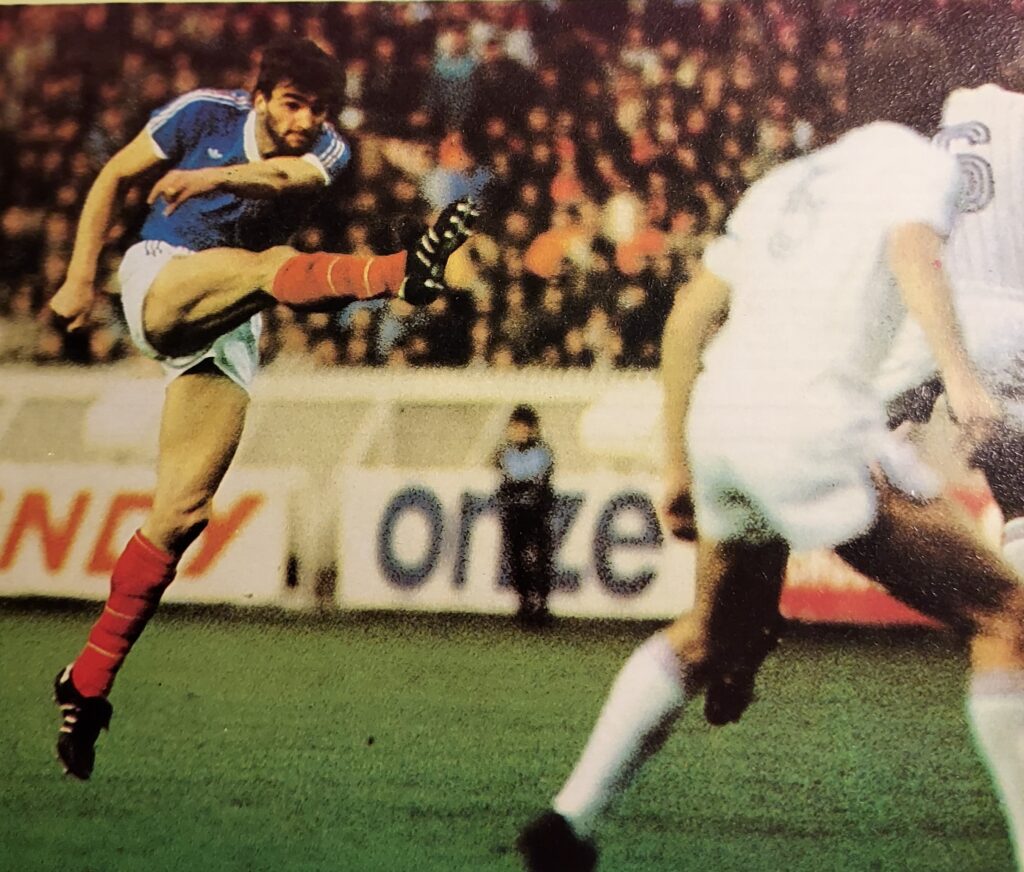 Adoré à l'OM, Nantes, Brest et Monaco, j'ai 28 sélections en Bleus. Qui suis-je ?