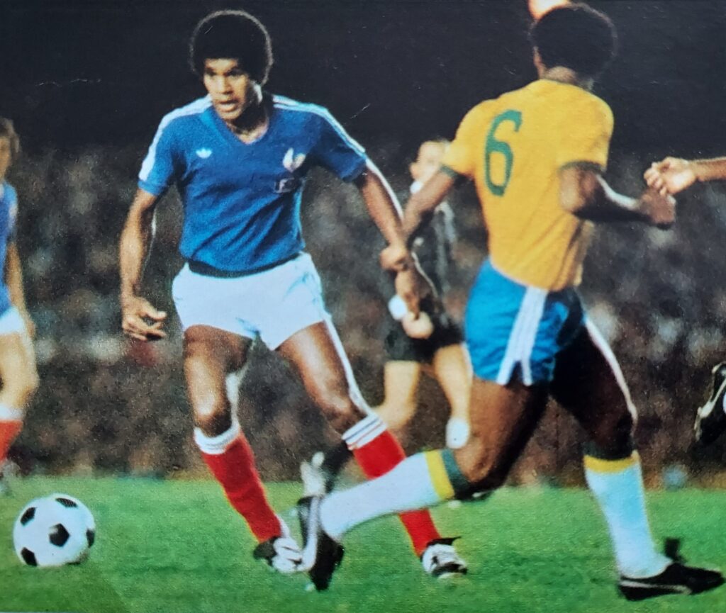 On l'a tous adoré à Bastia, l'ASSE et Sochaux, il a marqué l'histoire des Bleus. Qui est-il ?